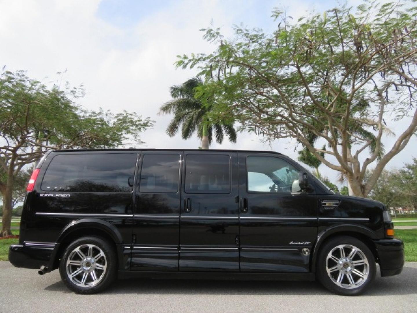 2017 Black /Tan and Brown 2 Tone Chevrolet Express (1GCWGAFG8H1) , located at 4301 Oak Circle #19, Boca Raton, FL, 33431, (954) 561-2499, 26.388861, -80.084038 - You are looking at a Gorgeous 2017 Chevy Express 2500 Explorer Handicap Wheelchair Conversion Van Fully Loaded With: 96K Original Miles, Power Side Entry Doors, VMI Side Entry Wheelchair Lift, 6 Way B and D Transfer Seat, Two Tone Leather Interior, Heated Front Seats, Front Sunroof, Rear Power Foldi - Photo#4